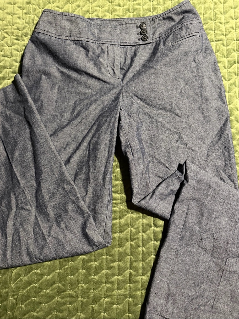 Ann Taylor LOFT women's denim pants size 4 and the "Julie" fit curvy fit